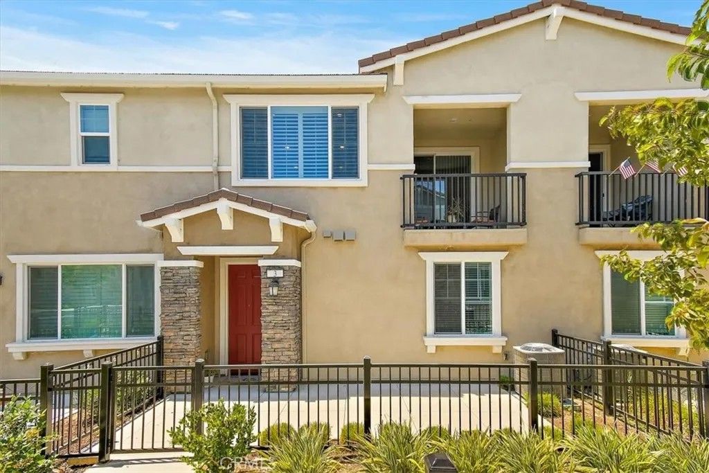 Photo of 16540 Wyndham Ln #3, Fontana, CA 92336 (MLS # SB26081765)