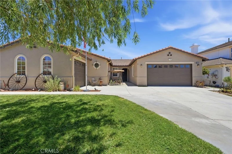 28382 Beacon Bay Circle