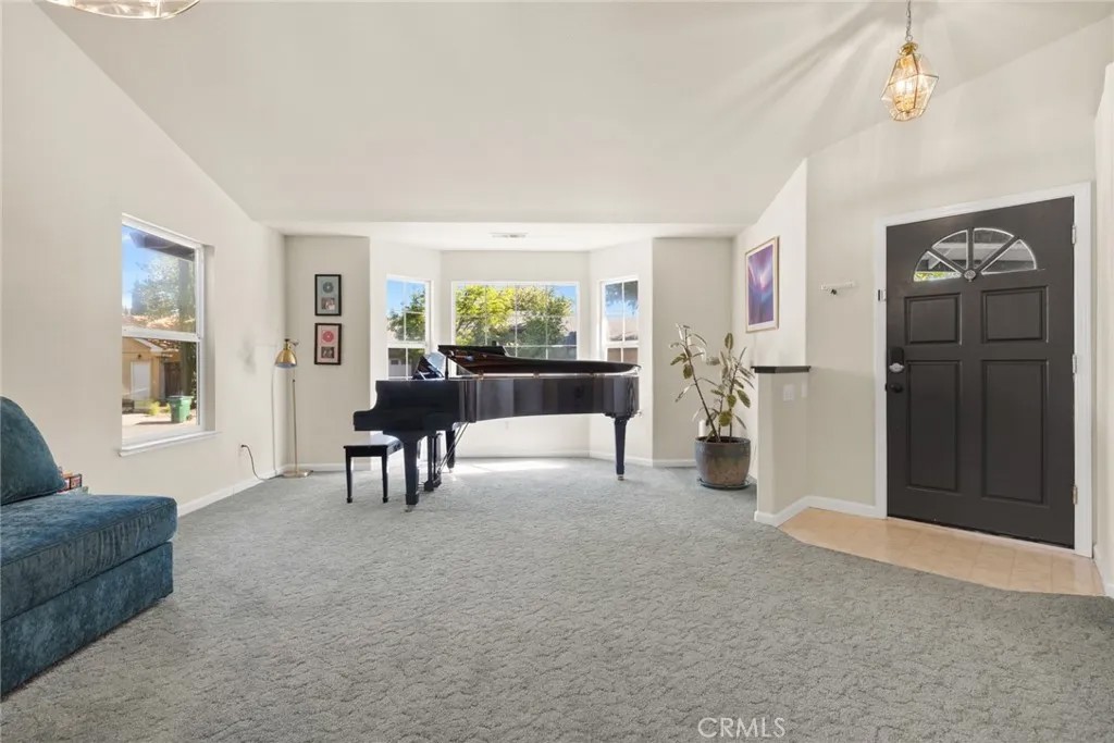 2 Summerwood Court