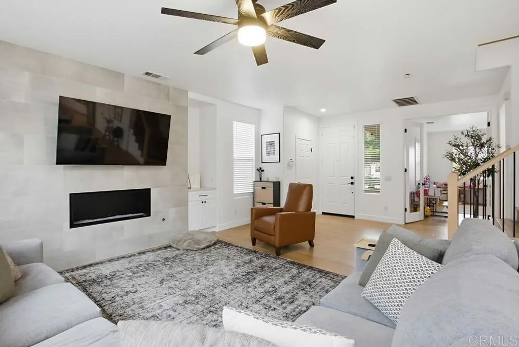 Photo of 2153 Corte Condesa, Chula Vista, CA 91914 (MLS # NDP2510823)