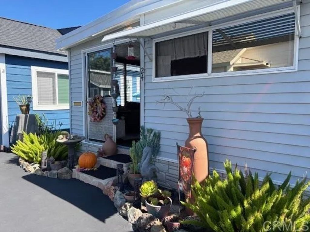 Photo of 170 Diana St #24, Encinitas, CA 92024 (MLS # NDP2509629)
