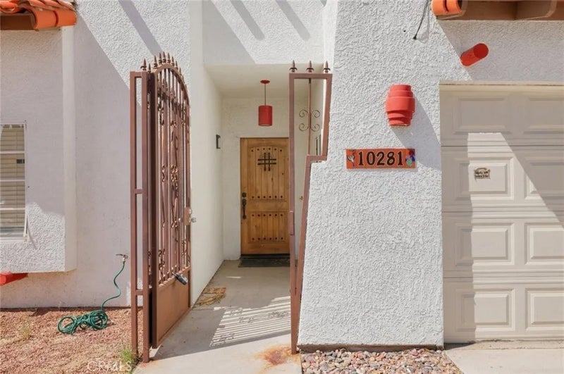 10281 Palm Drive
