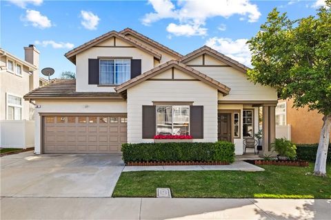 Photo of 16 Balustrade Pl, Lake Forest, CA 92610 (MLS # OC26044206)