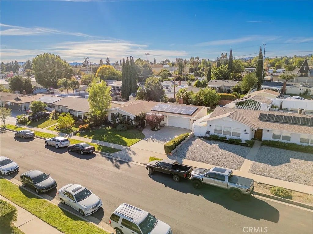 Photo of 11229 Mclennan, Granada Hills, CA 91344 (MLS # CV25267381)