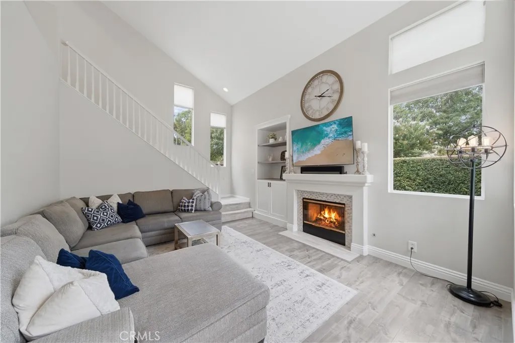 43 Dawnwood