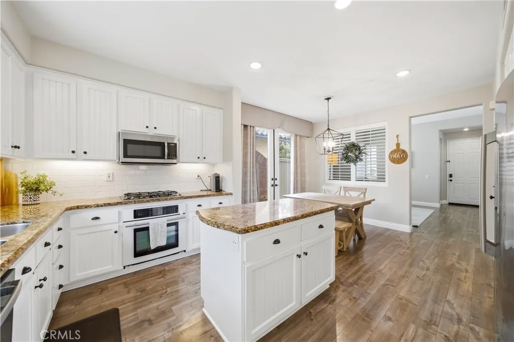 43 Dawnwood