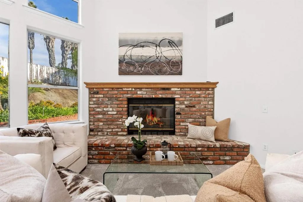 1474 Via Encinos Drive