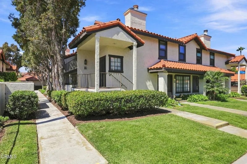 2226 Martinique Lane
