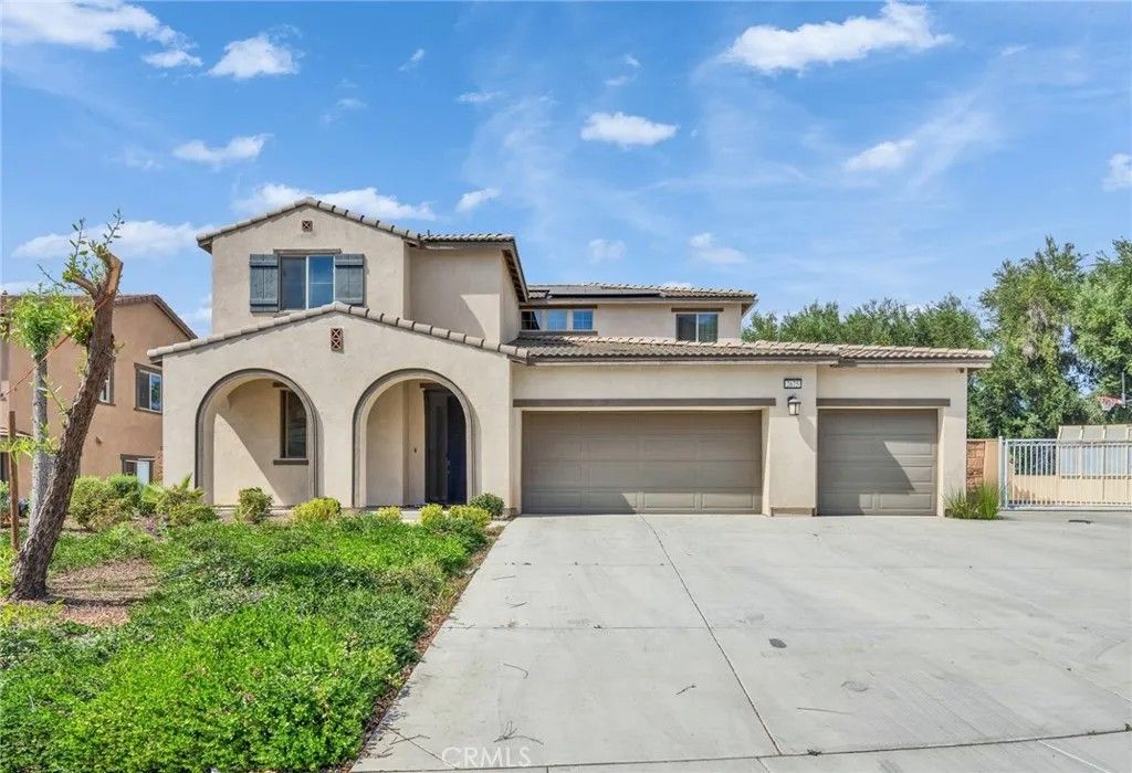 Photo of 2675 Half Dome Ct, Jurupa Valley, CA 92509 (MLS # WS26064193)