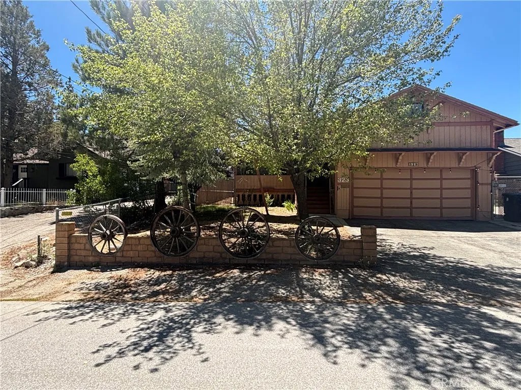 329 Downey