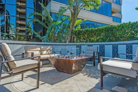 Tiny photo for 100 Harbor Drive #2404, San Diego, CA 92101 (MLS # 250038031)