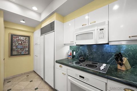 Tiny photo for 100 Harbor Drive #2404, San Diego, CA 92101 (MLS # 250038031)