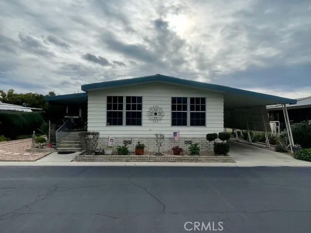 Photo of 2230 Lake Park #153, San Jacinto, CA 92583 (MLS # OC25281228)
