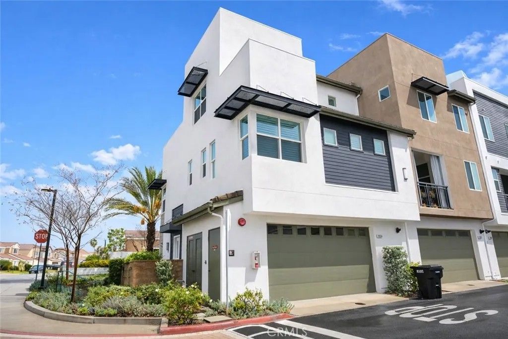 Photo of 10554 Cannon Dr, Rancho Cucamonga, CA 91730 (MLS # IG26085522)