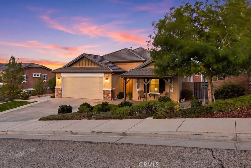 38462 Siamese Ln