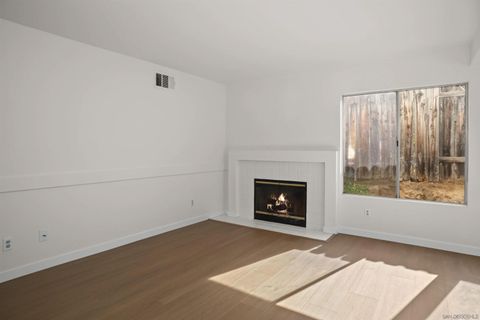 Tiny photo for 345 Paseo Marguerita, Vista, CA 92084 (MLS # 250044590)