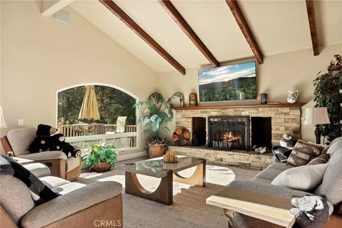 174 Hillcrest Court Lake Arrowhead CA 92352