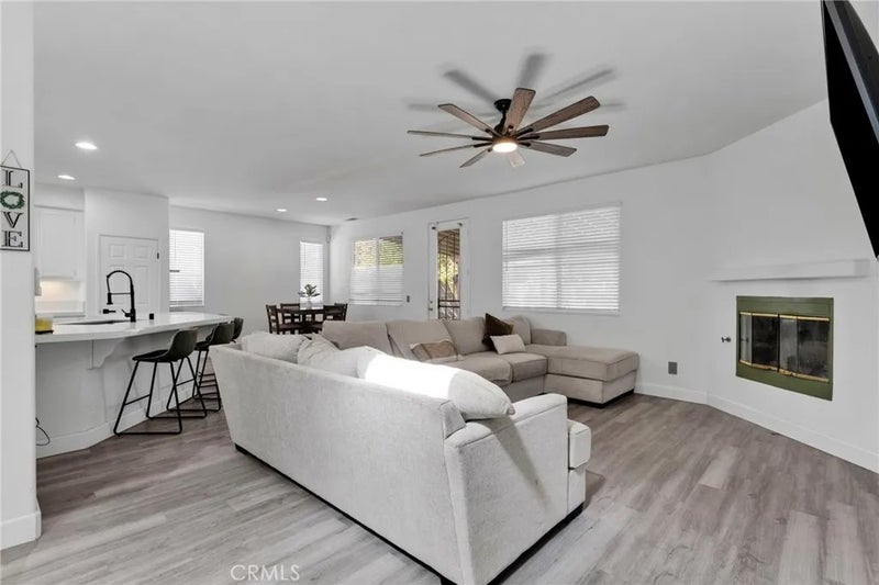 15033 Henderson