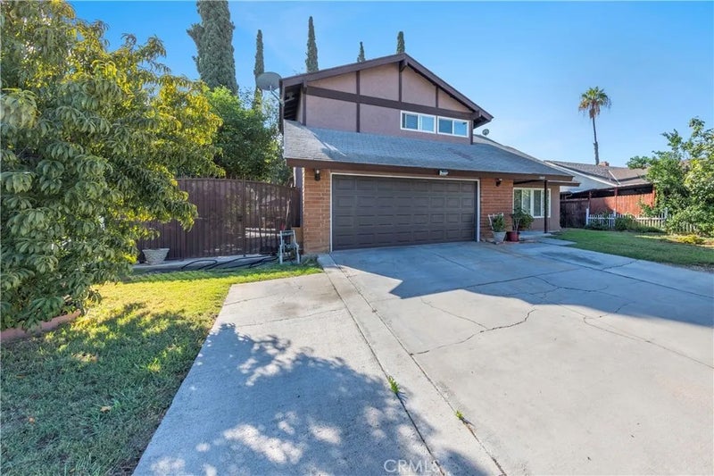 10926 Cochran Ave