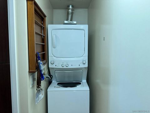 Tiny photo for 325 7Th Avenue #1701, San Diego, CA 92101 (MLS # 250036555)