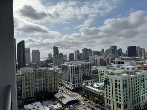 Tiny photo for 325 7Th Avenue #1701, San Diego, CA 92101 (MLS # 250036555)