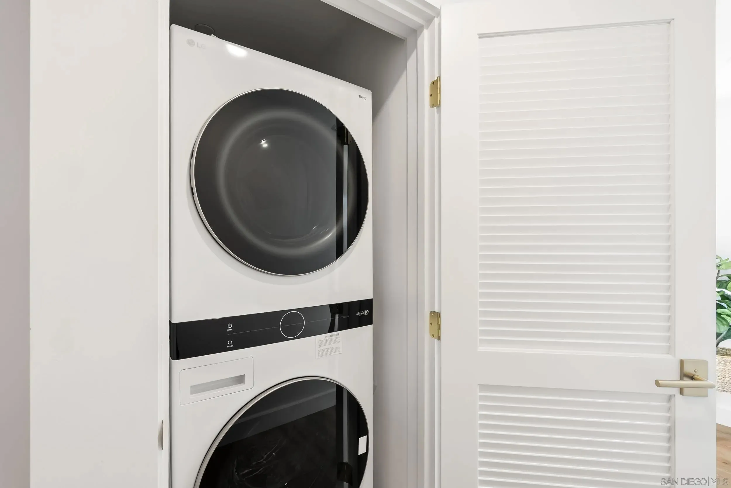 San Diego, California 92109, United States, 4 Bedrooms Bedrooms, ,4 BathroomsBathrooms,Residential,Active,224673