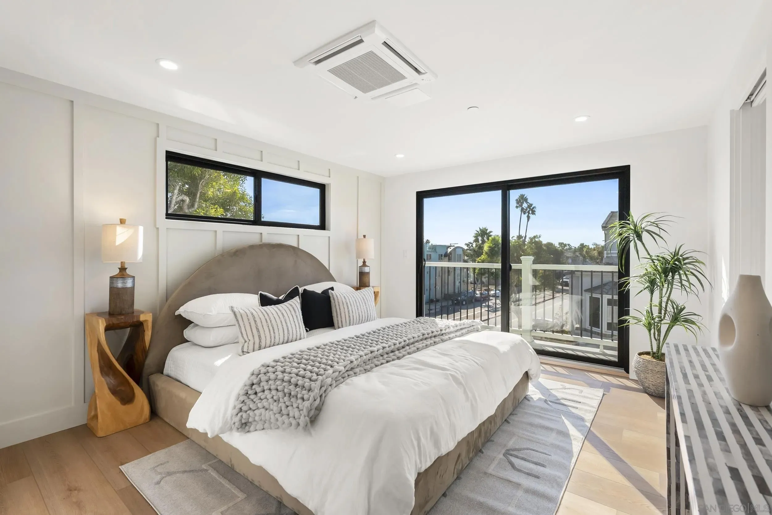 San Diego, California 92109, United States, 4 Bedrooms Bedrooms, ,4 BathroomsBathrooms,Residential,Active,224673