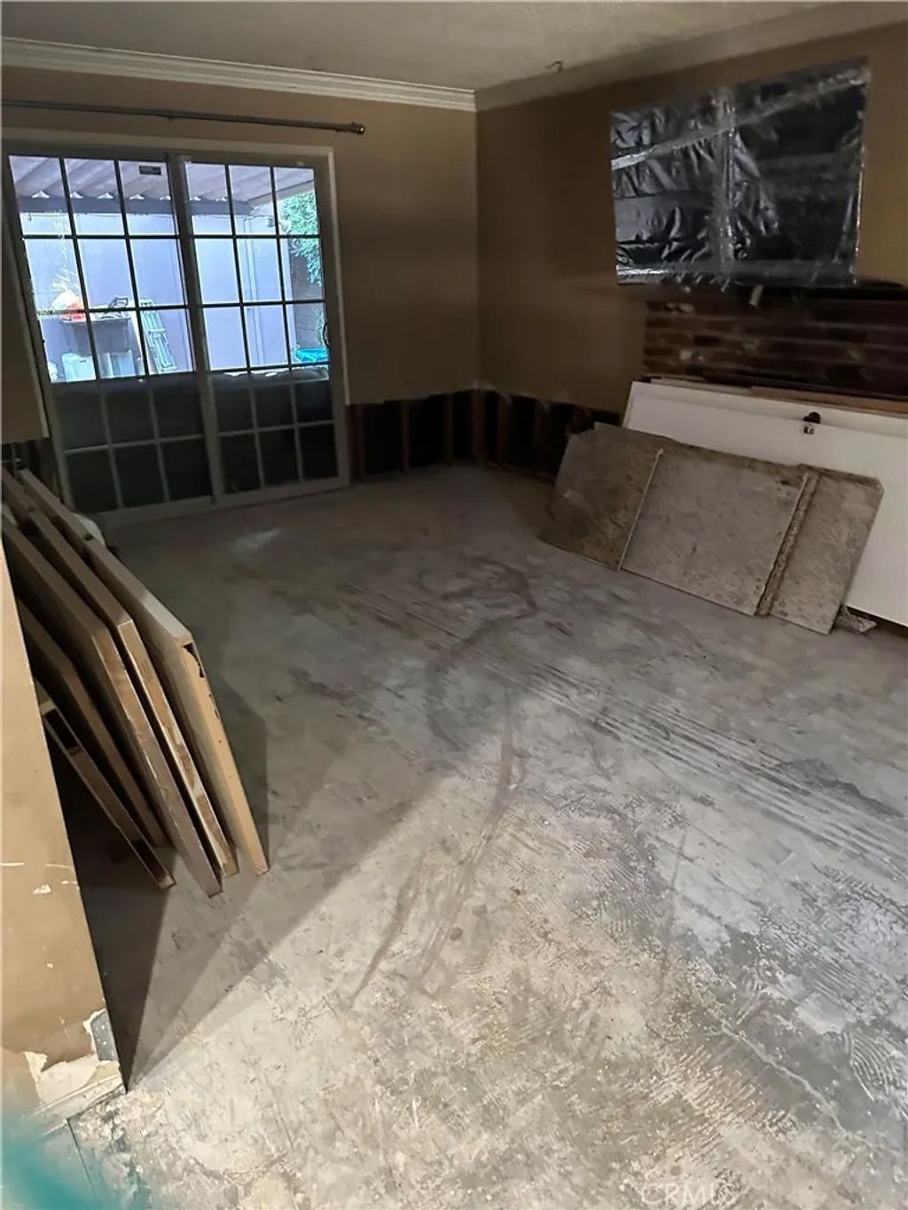 Photo of 13000 Lull Street, North Hollywood, CA 91605 (MLS # GD24185921)