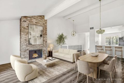 Photo of 901 Caminito Estrada #C, Carlsbad, CA 92011 (MLS # 250045047)