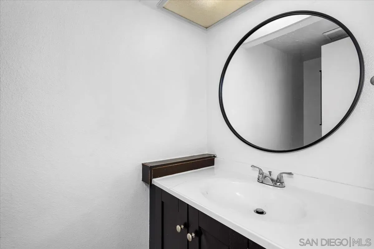 Chula Vista, California 91913, United States, 3 Bedrooms Bedrooms, ,3 BathroomsBathrooms,Residential,Active,169416