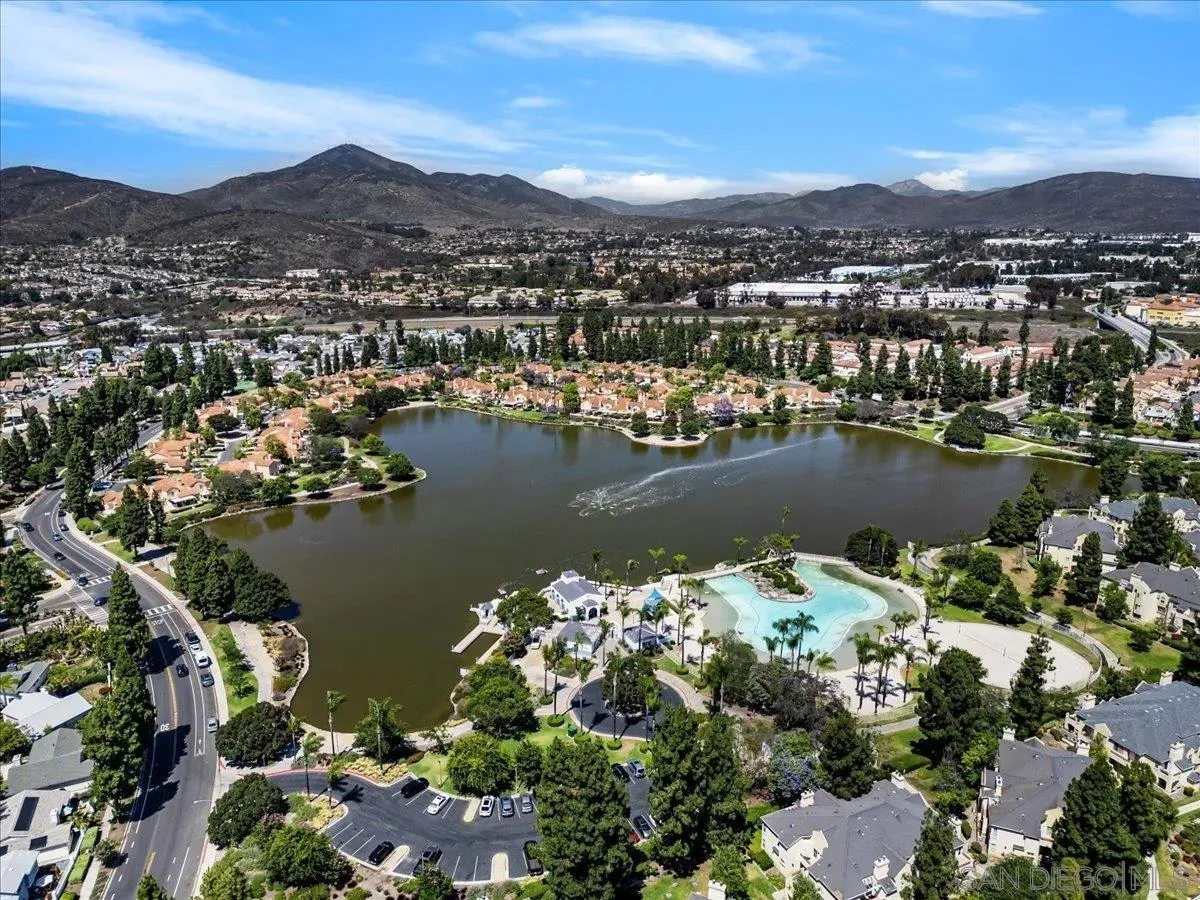 Chula Vista, California 91913, United States, 3 Bedrooms Bedrooms, ,3 BathroomsBathrooms,Residential,Active,169416