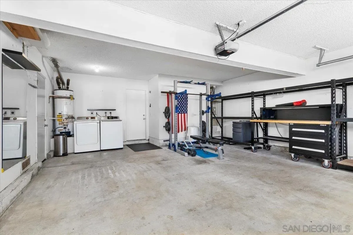 Chula Vista, California 91913, United States, 3 Bedrooms Bedrooms, ,3 BathroomsBathrooms,Residential,Active,169416