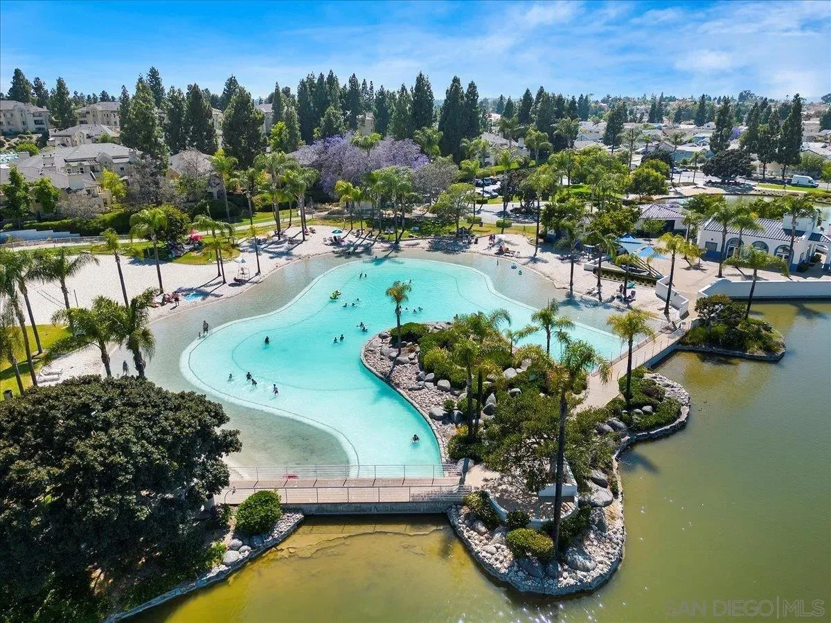 Chula Vista, California 91913, United States, 3 Bedrooms Bedrooms, ,3 BathroomsBathrooms,Residential,Active,169416