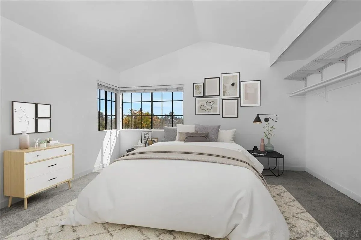 Chula Vista, California 91913, United States, 3 Bedrooms Bedrooms, ,3 BathroomsBathrooms,Residential,Active,169416