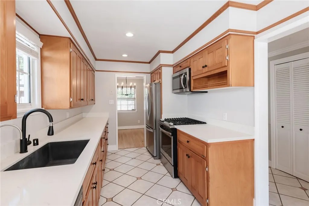 3651 W 147th Street