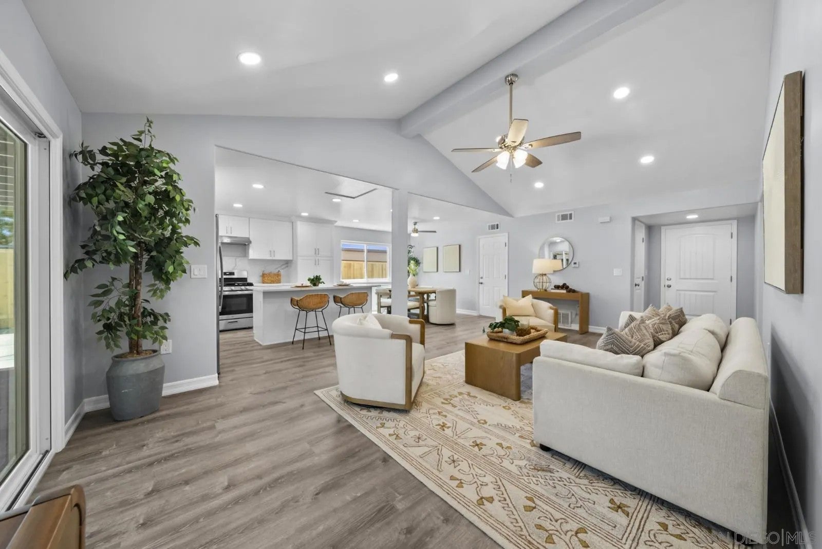 4105 Alana Cir