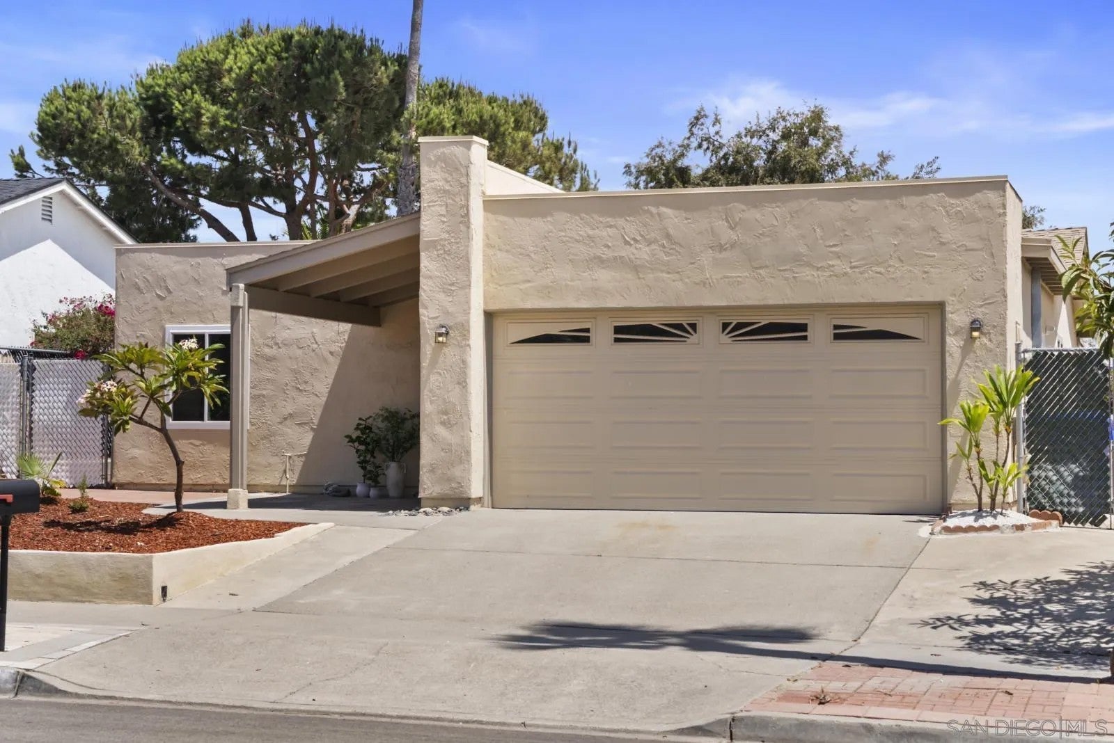 4105 Alana Cir