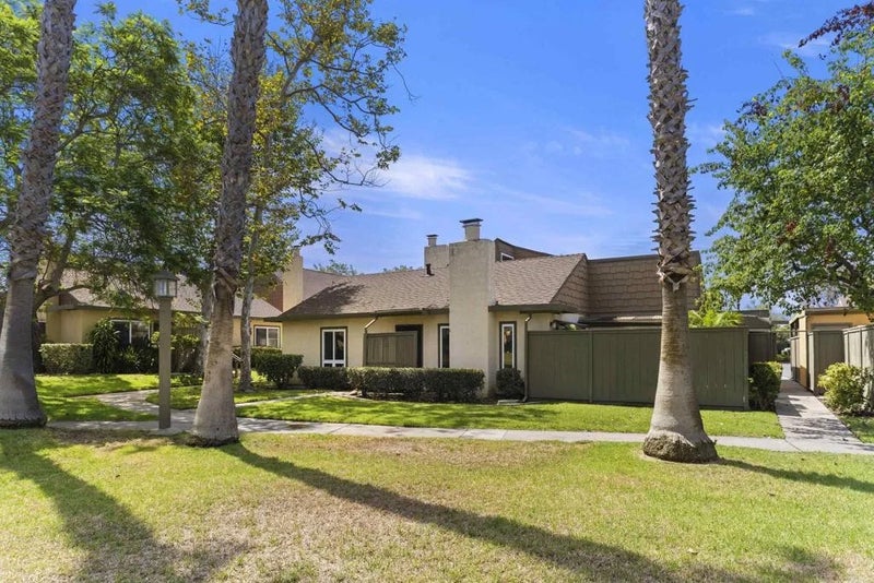 10591 Caminito Glenellen