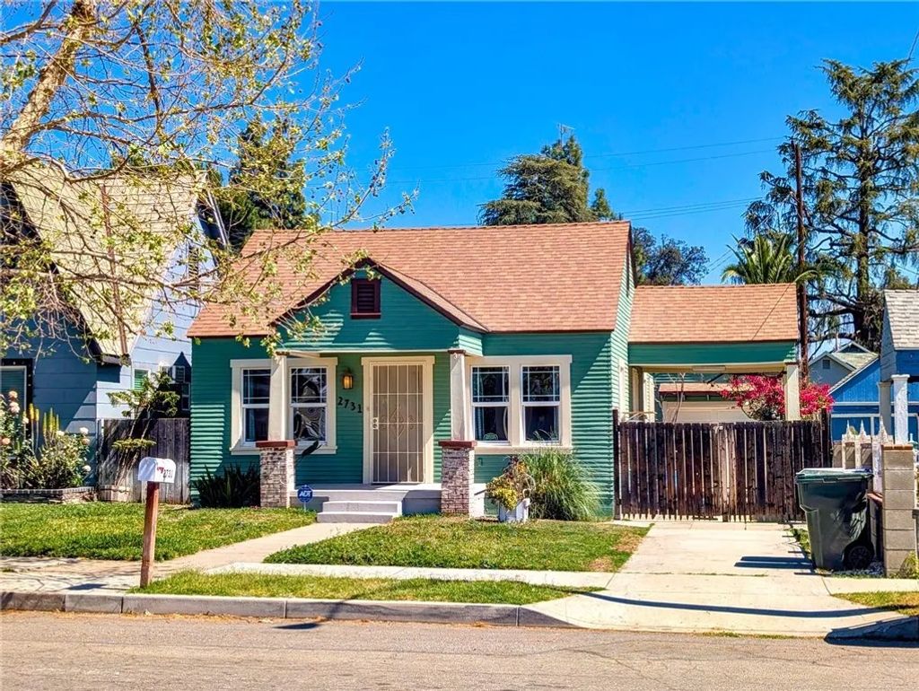 Photo of 2731 N Pershing Ave, San Bernardino, CA 92405 (MLS # IV26075641)