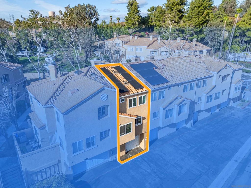 Photo of 13806 Pinkard Way #Unit 40, El Cajon, CA 92021 (MLS # 260007874)