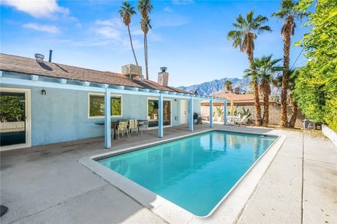 Photo of 3760 E Calle San Antonio, Palm Springs, CA 92264 (MLS # DW25273542)