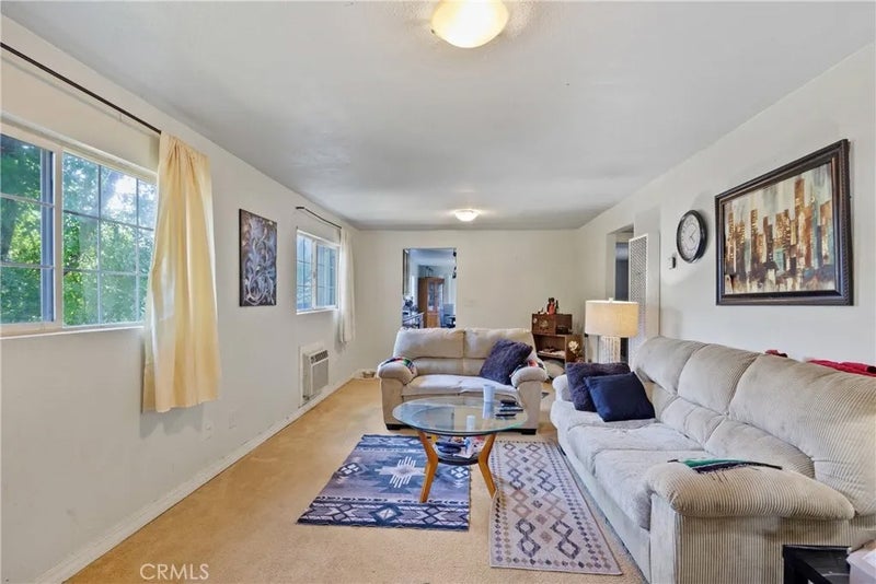 1220 5th Ave