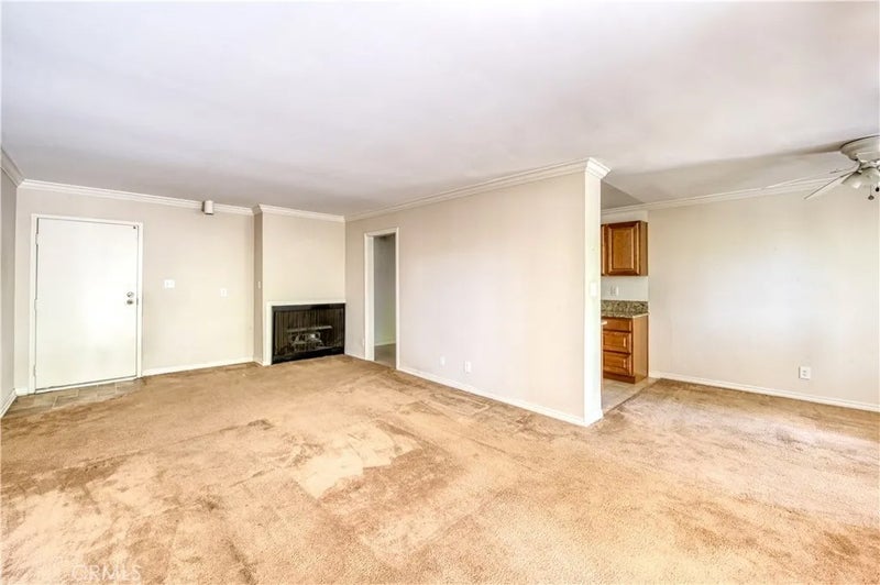 277 Pleasant Street 109
