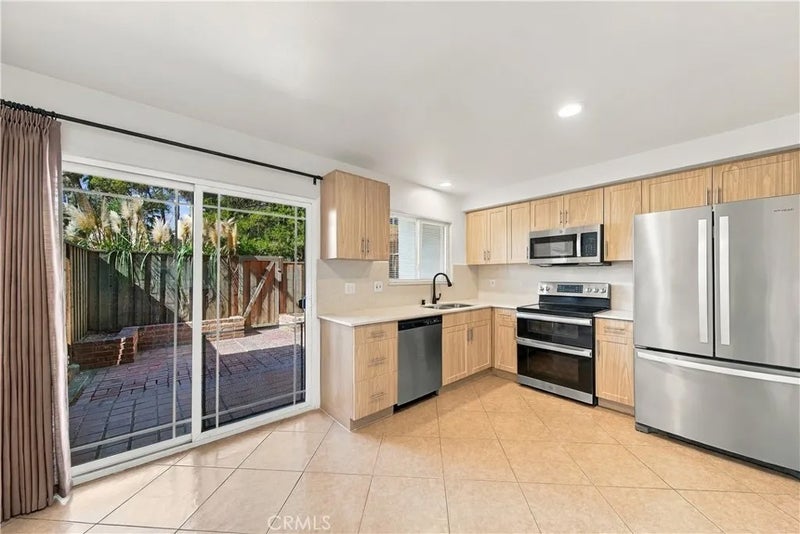 5314 Lake Lindero