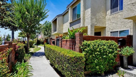 Tiny photo for 1013 W Orangewood AVE, Anaheim, CA 92802 (MLS # OC26137047)