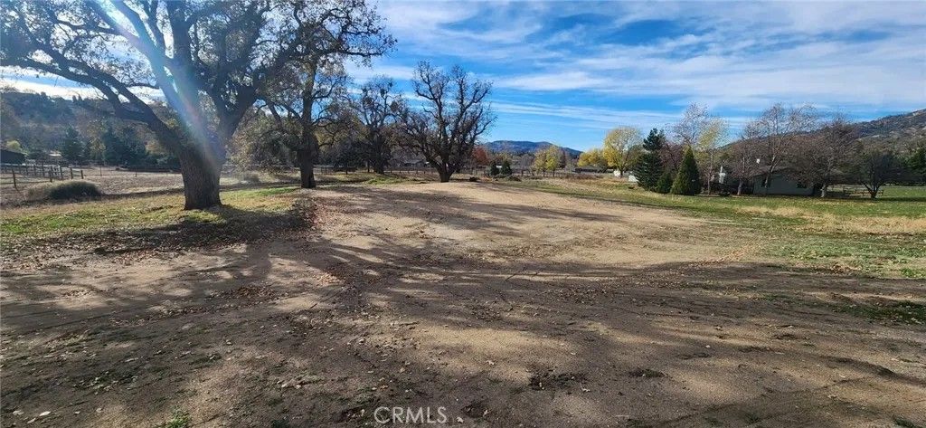 Photo of 26600 Bear Valley, Tehachapi, CA 93561 (MLS # OC25282365)