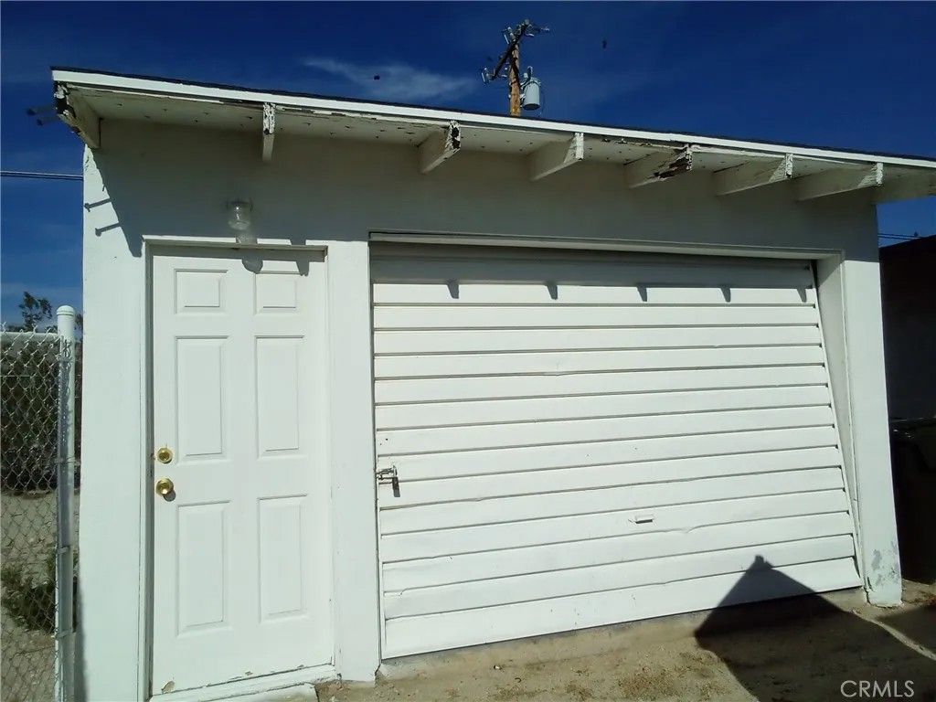 Photo of 65812 Acoma Avenue, Desert Hot Springs, CA 92240 (MLS # IG25264239)