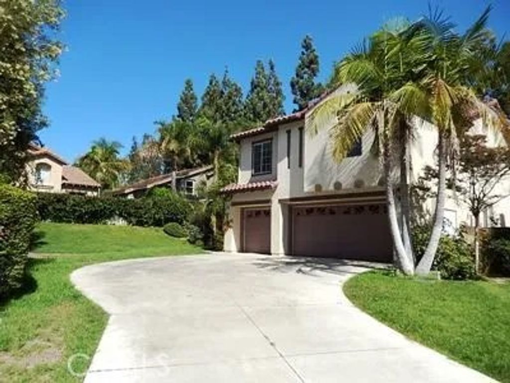 Photo of 2915 Pankey Avenue, Tustin, CA 92782 (MLS # OC26000598)