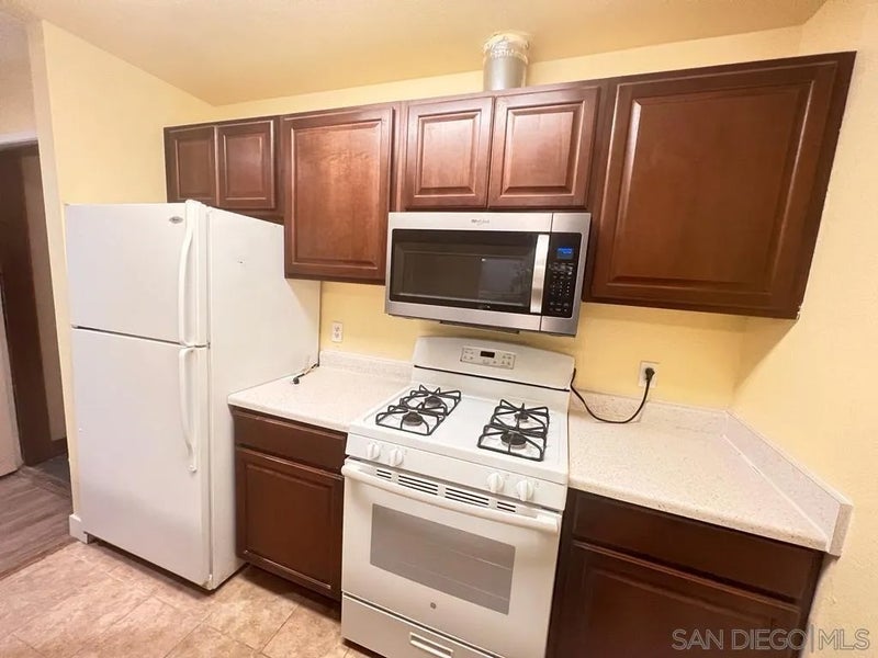 1621 Hotel Cir E131