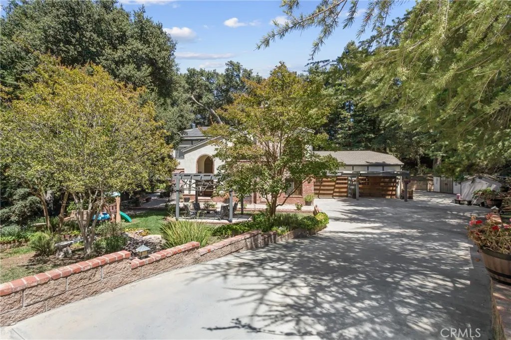 13515 Oak Mountain